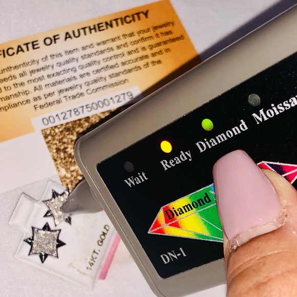 Real diamond custom made earrings, not lab made not CZ huge sale screw back stud - Picture 4 of 7